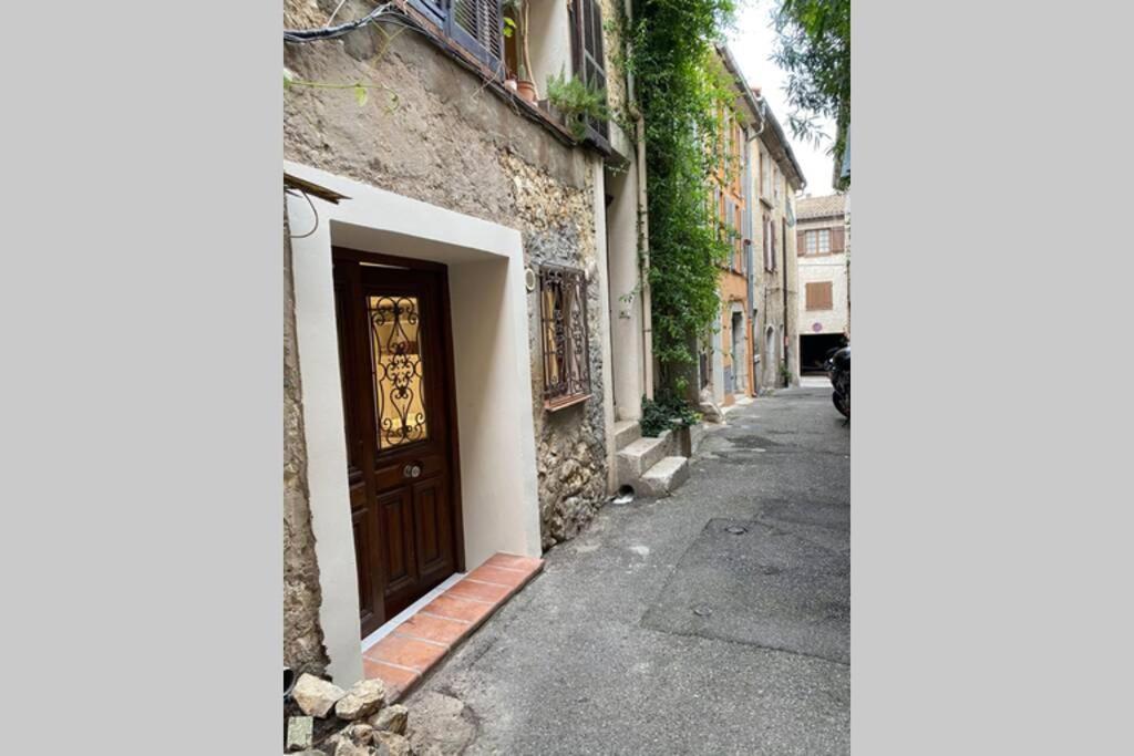 Studio Cite Historique Vence Exterior photo